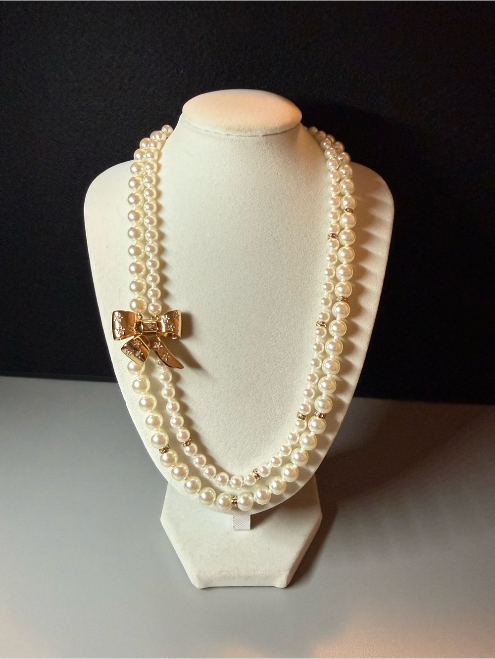Double Strand Faux Pearl Bow Necklace 🗽
